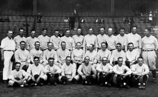 Newly Discovered 1927 Yankees Team Signed Photo Heading to Auction